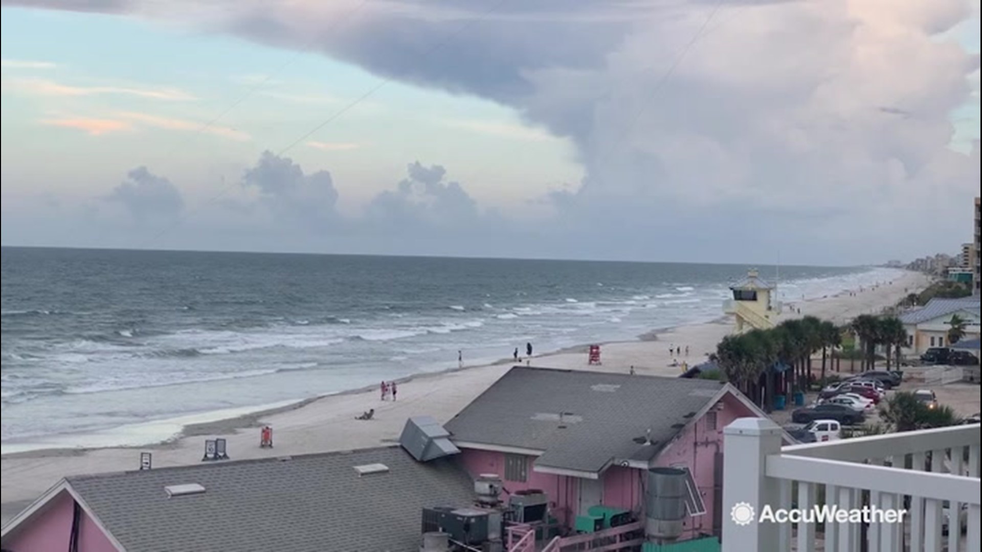 Beach Still Beautiful Even With A Hurricane On The Horizon Wltx Com