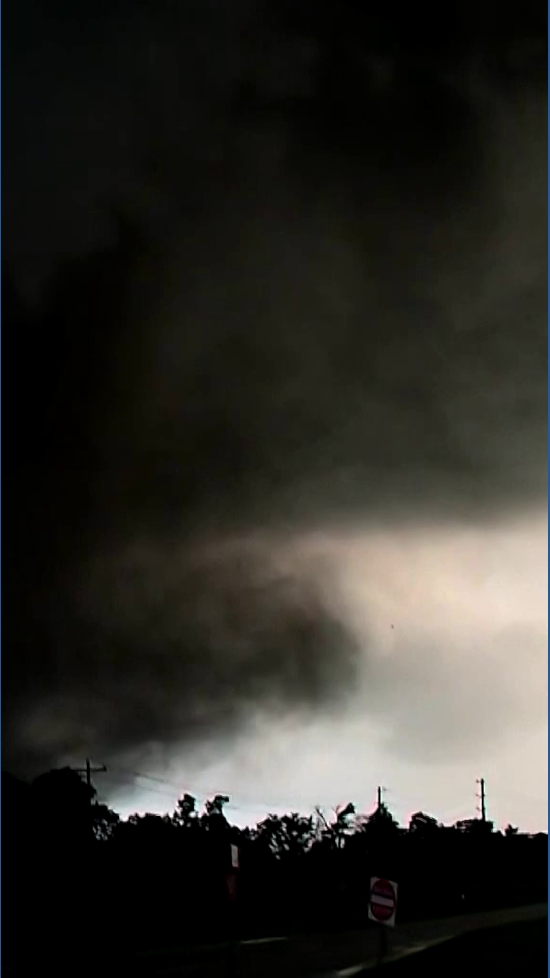 Tornado barrels through Oklahoma, damaging homes and shutting down ...