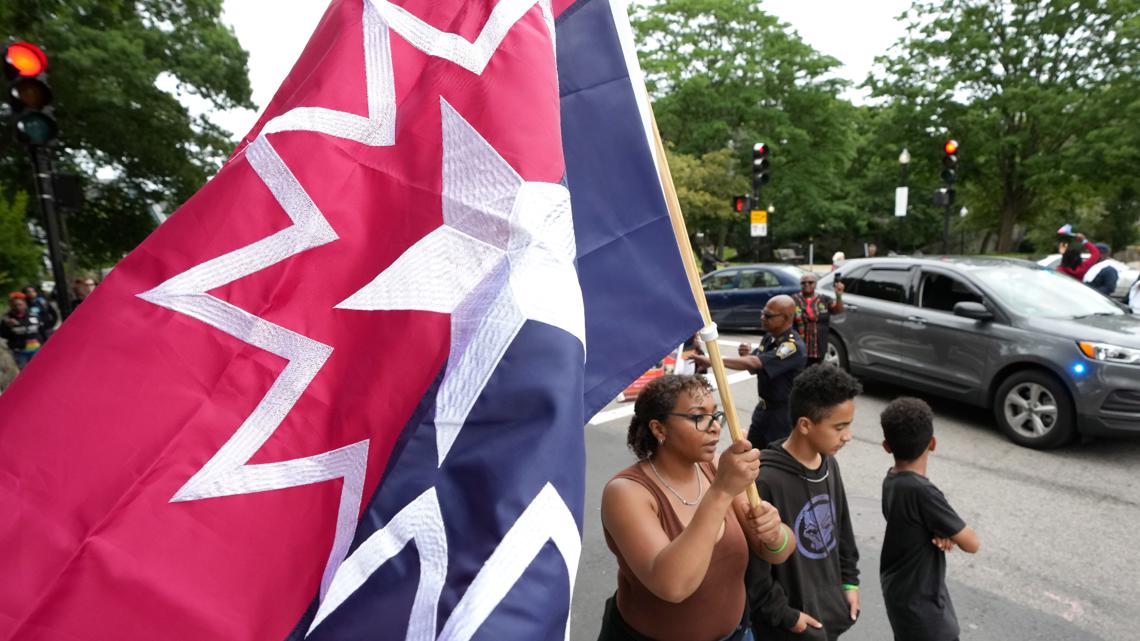 Are banks, post offices and the stock market open on Juneteenth? Here's