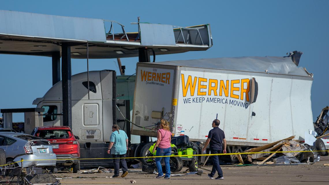 At least 15 dead after severe weather carves path of ruin - Vimarsana News