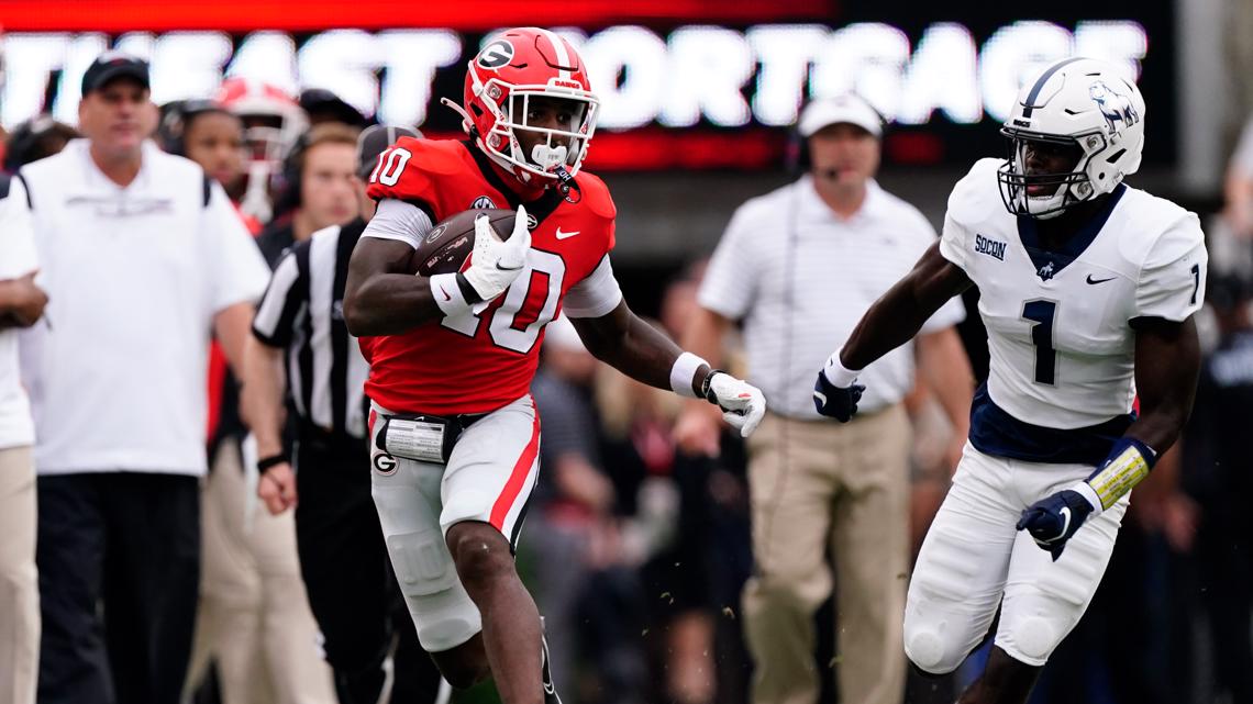 AP Top 25 Poll: UGA reclaims No. 1; Kentucky, Arkansas in Top 10 - Vimarsana News