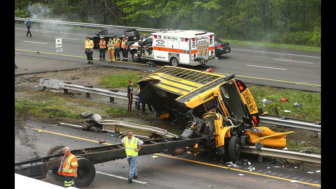 Driver In Fatal New Jersey School Bus Crash Had 14 License Suspensions Wltx Com