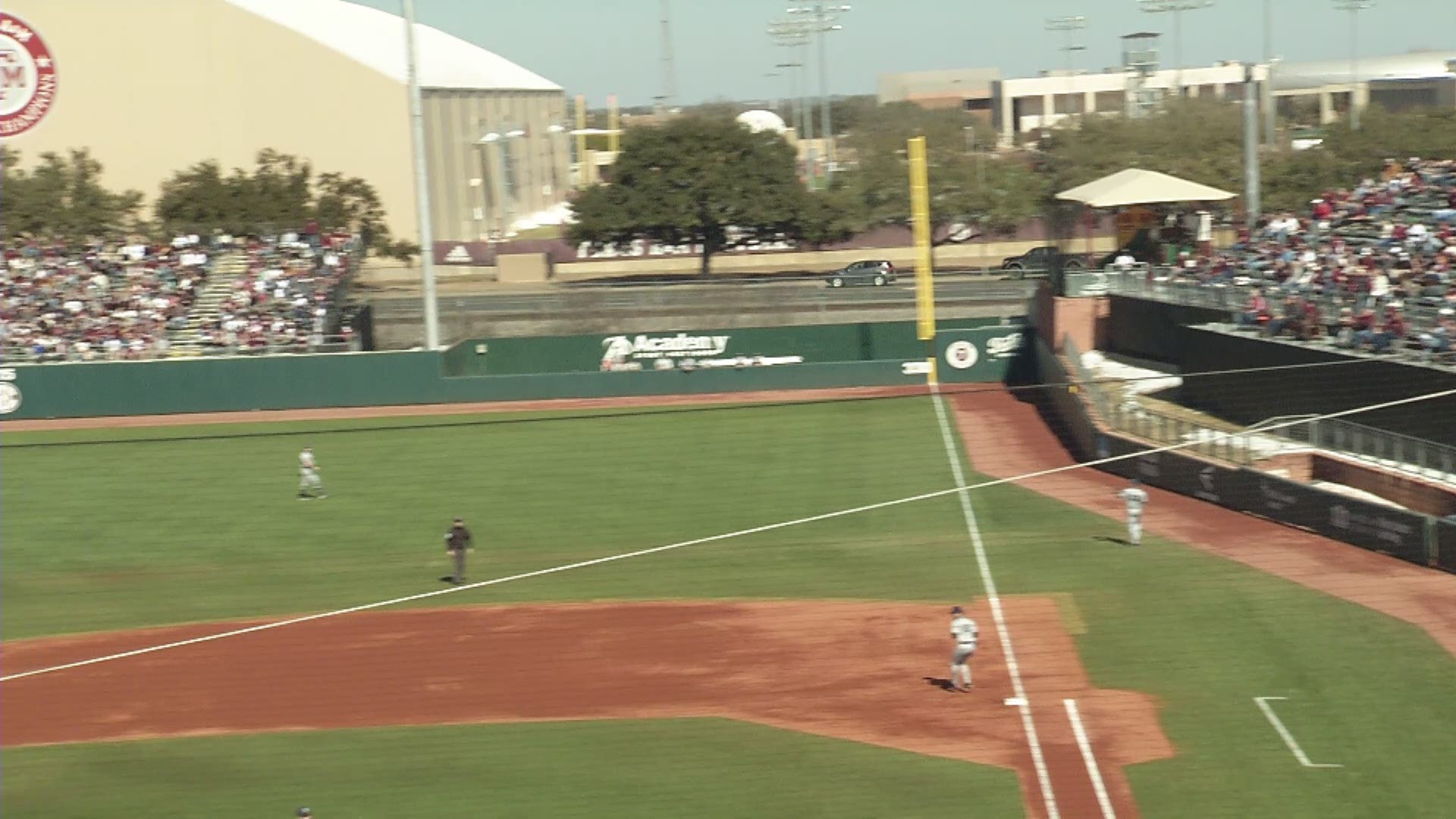 The Aggies got out to a 5-1 lead, but Xavier came back to win 10-6. It's only A&M's second opening day loss under coach Childress.