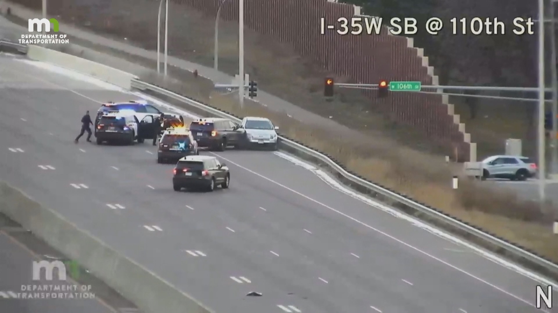 Man arrested following pursuit in Bloomington area | wltx.com