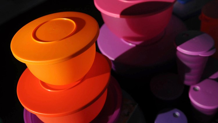 Tupperware moves from living rooms to Target stores - CBS News