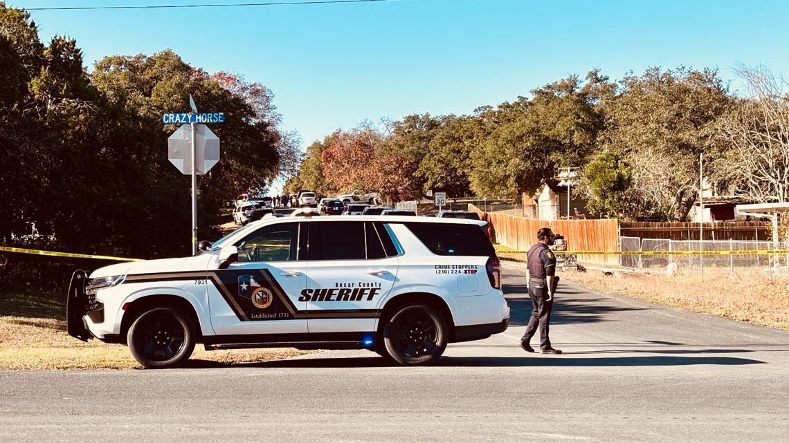 Two Texas sheriff's deputies shot, suspect killed during domestic disturbance call in north Bexar County