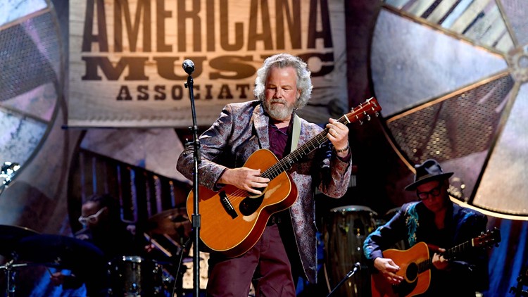 'Weary traveler': The road won't go on forever for Robert Earl Keen ... but the party never ends