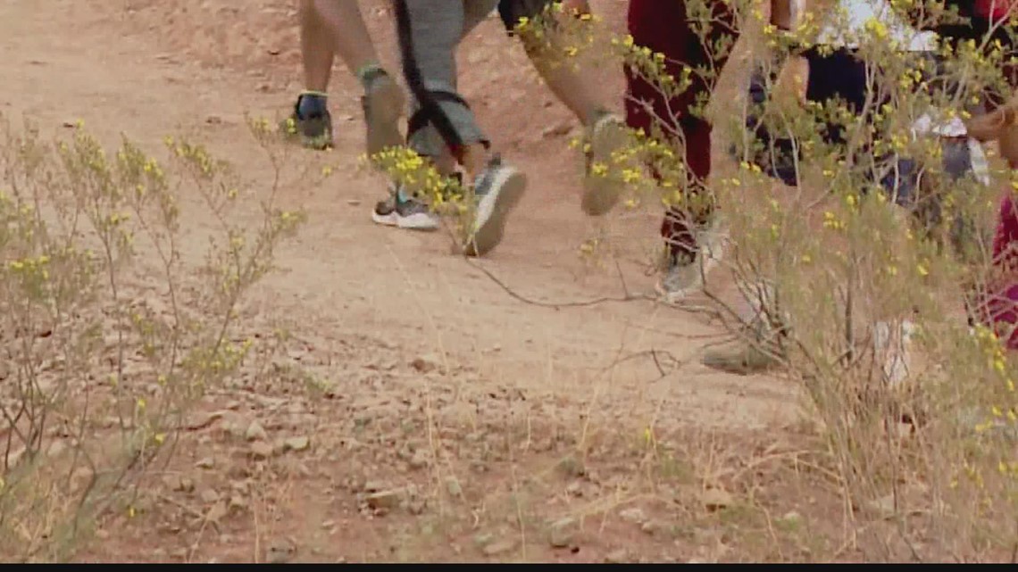 Texas Gov. Greg Abbott says return migrants to border | wltx.com