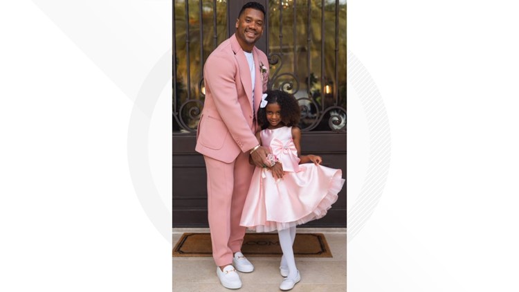 QB Russell Wilson takes time out for daddy-daughter dance