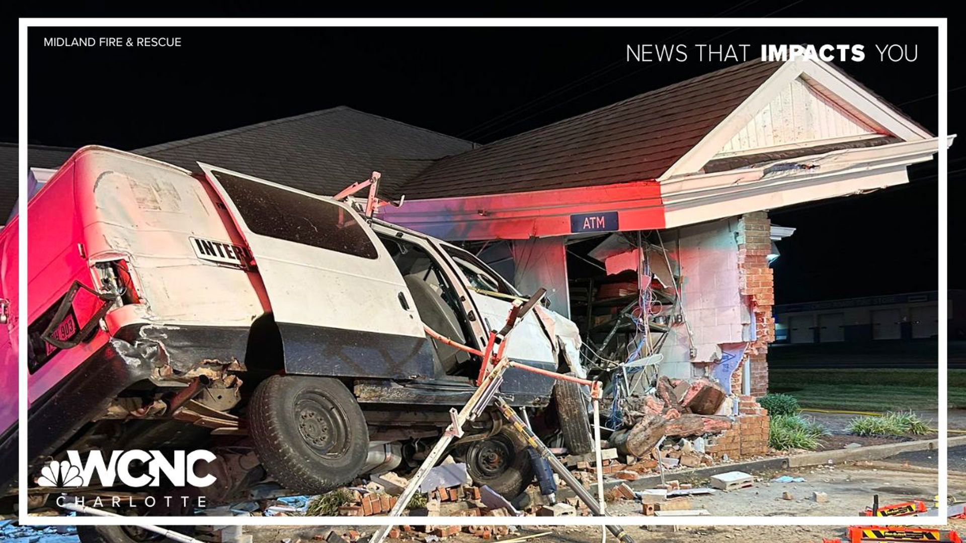 Driver airlifted after van crashes into bank ATM and building | wltx.com