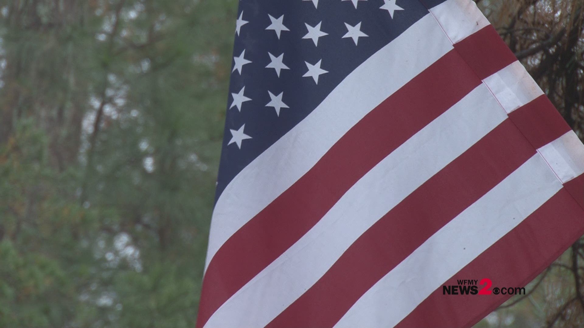 Wreaths Across Greensboro had its 6th annual event at Forest Lawn Cemetery on Saturday. 1,100 Christmas wreaths were placed upon veterans' graves.