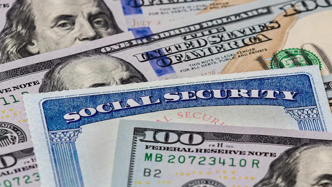 Will lawmakers raise Social Security, Medicare benefits age to 70