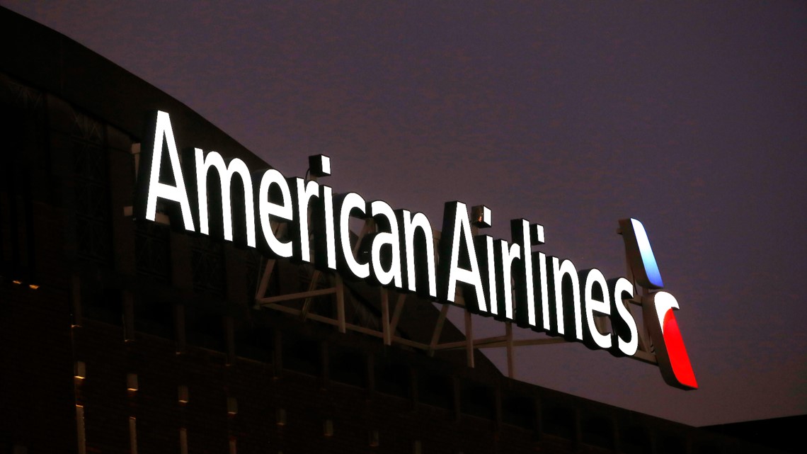 American Airlines nonstop flights from CAE to LGA New York