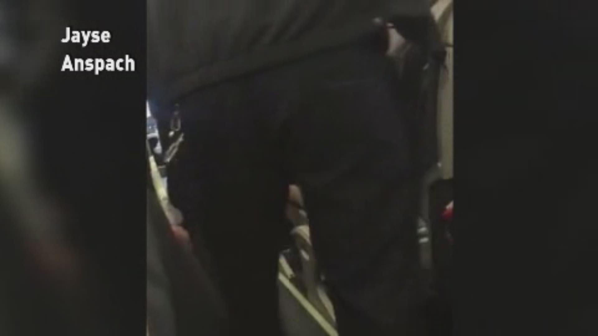 Disturbing footage sent to WHAS11 from viewers shows a man forcefully removed from a United Airlines Flight headed from Chicago to Louisville on April 9.