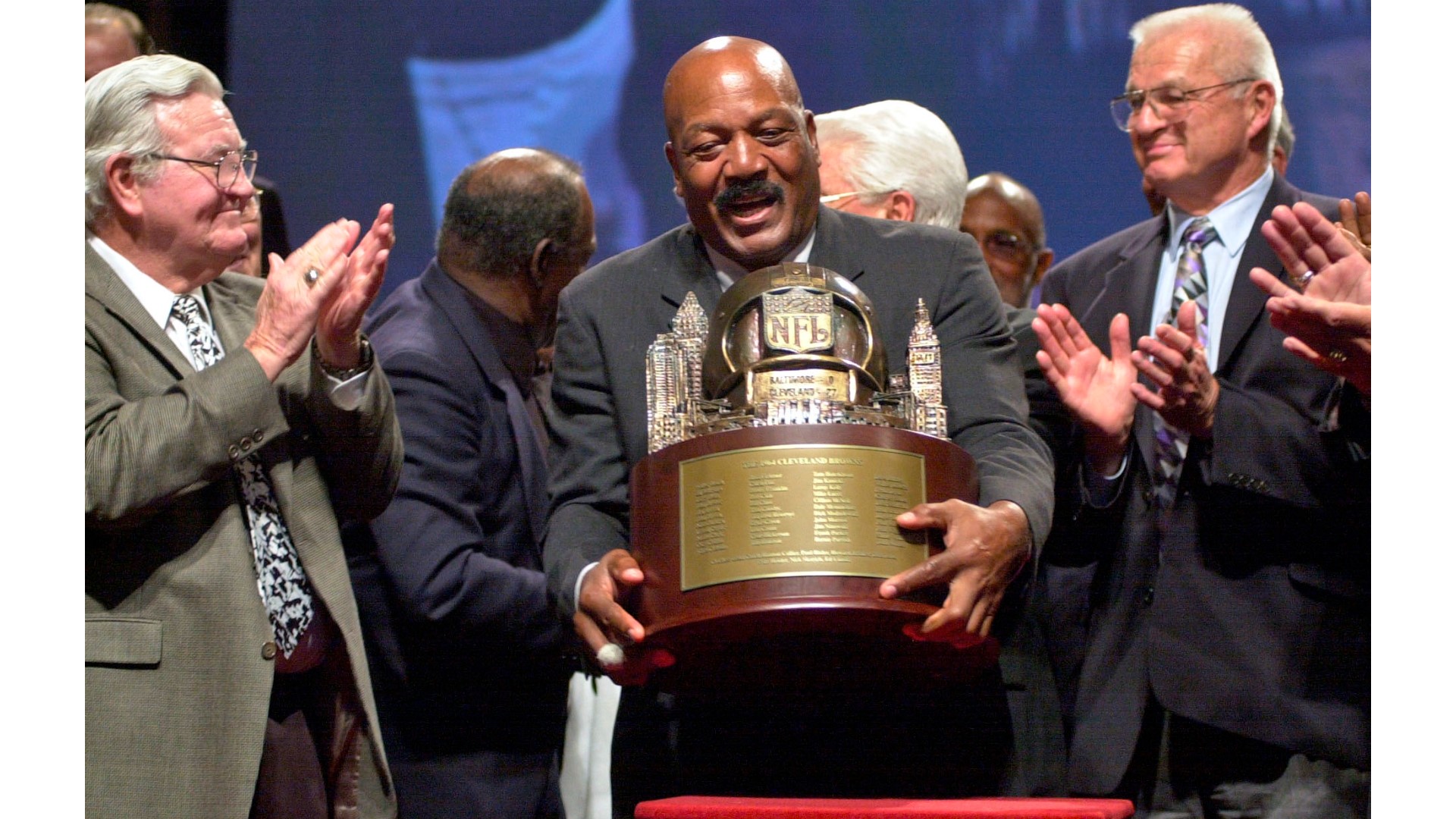 The legendary Browns running back, actor, and social activist passed away at the age of 87.