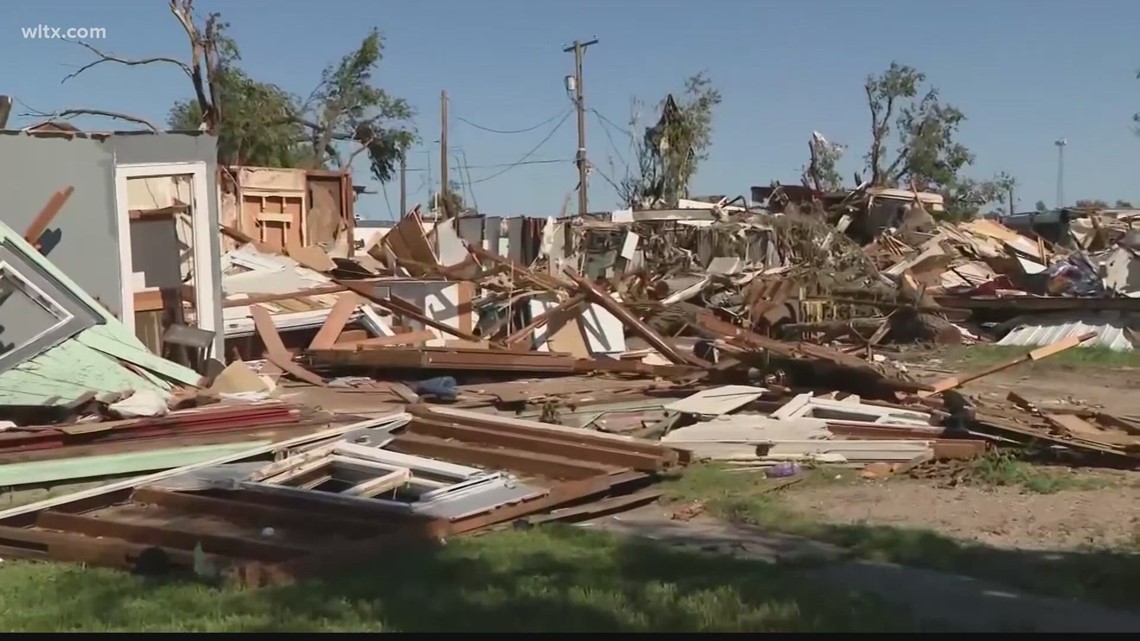 Deadly tornado rips through North Texas town, leaves "utter devastation