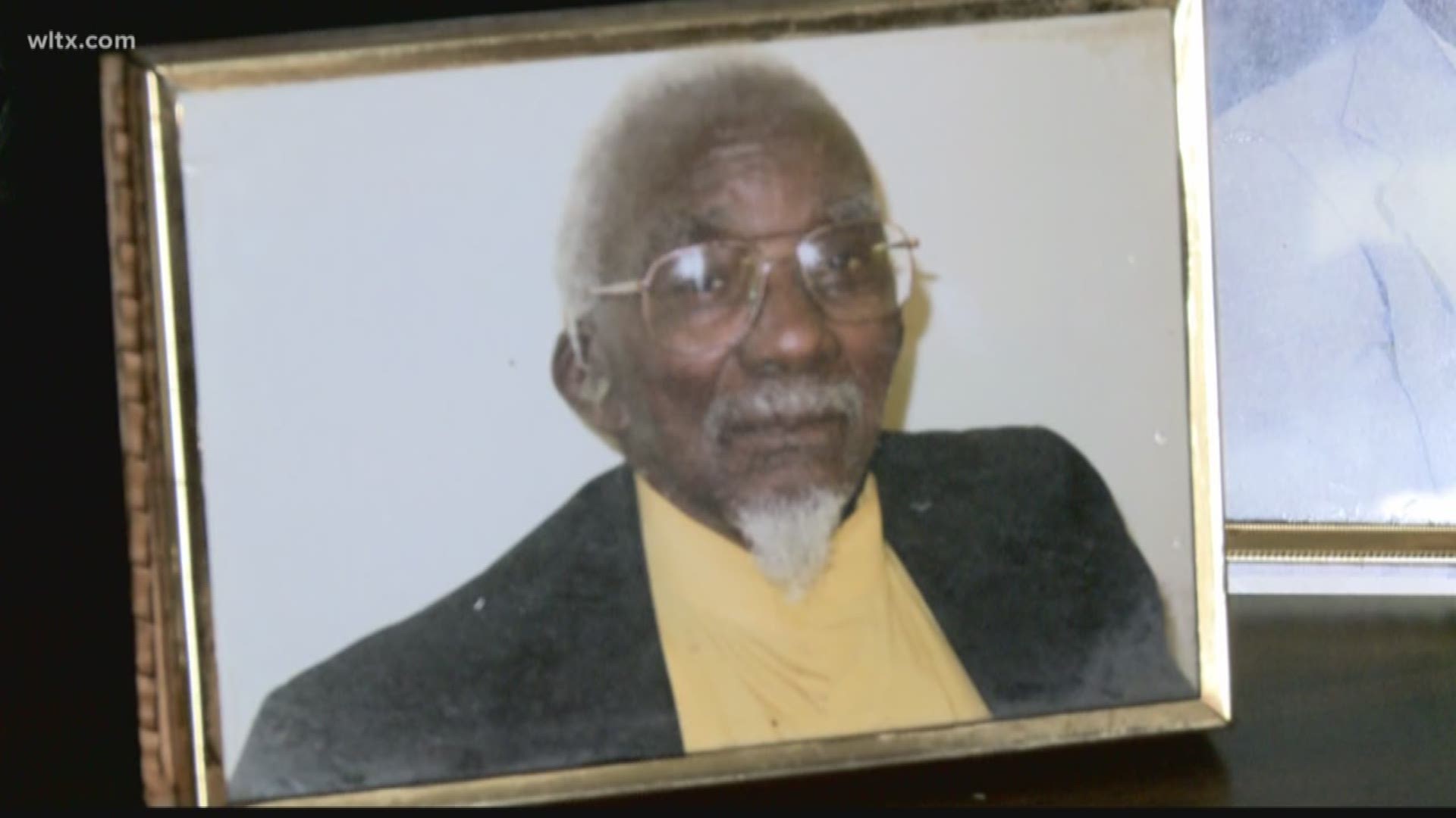 Roscoe Cheeseboro Sr. celebrated his 105th birthday Friday. His family was there to help celebrate the big day.