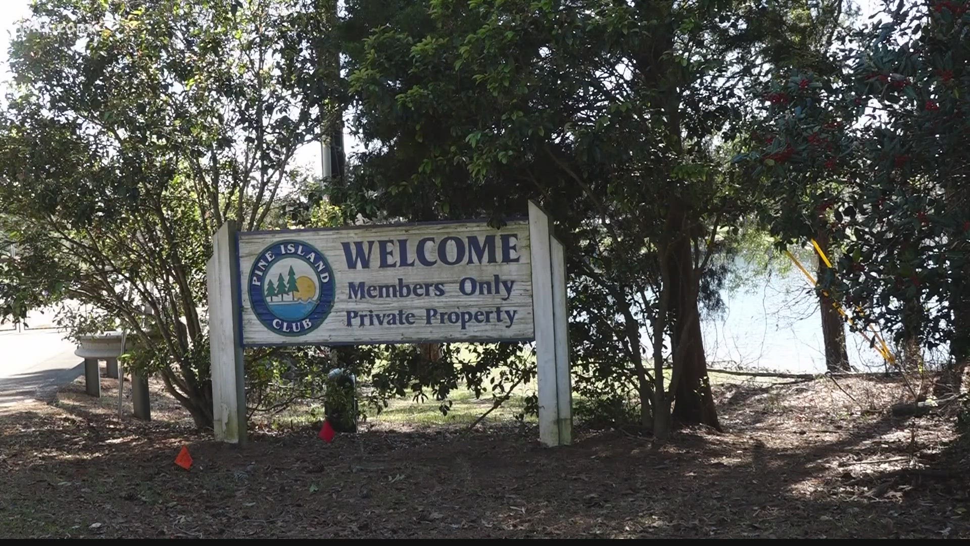 For the first time sine 2006 the South Carolina Department of Parks and Recreation is working on expanding with two new parks.