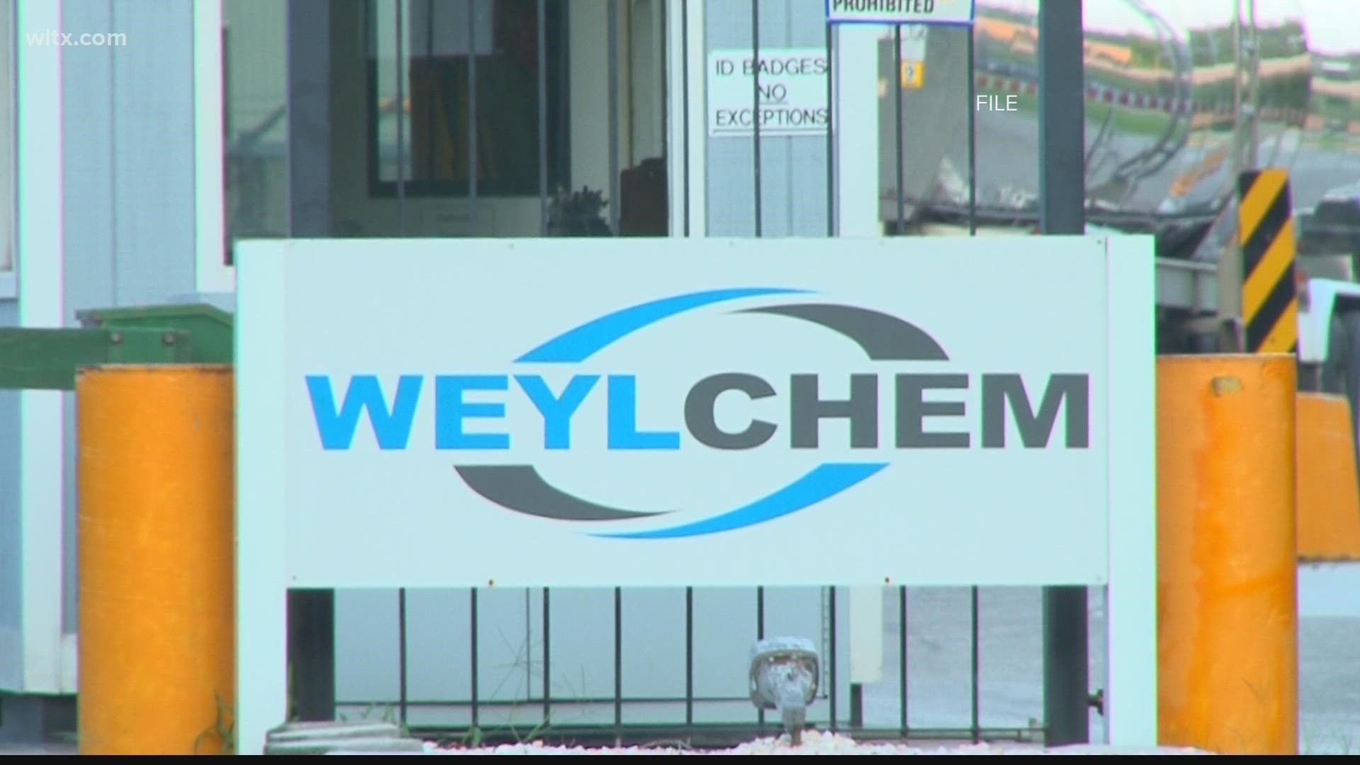 Weylchem U.S. said Thursday that the released material was a vapor mixture of nitric acid and nitrogen oxides (NOx).
