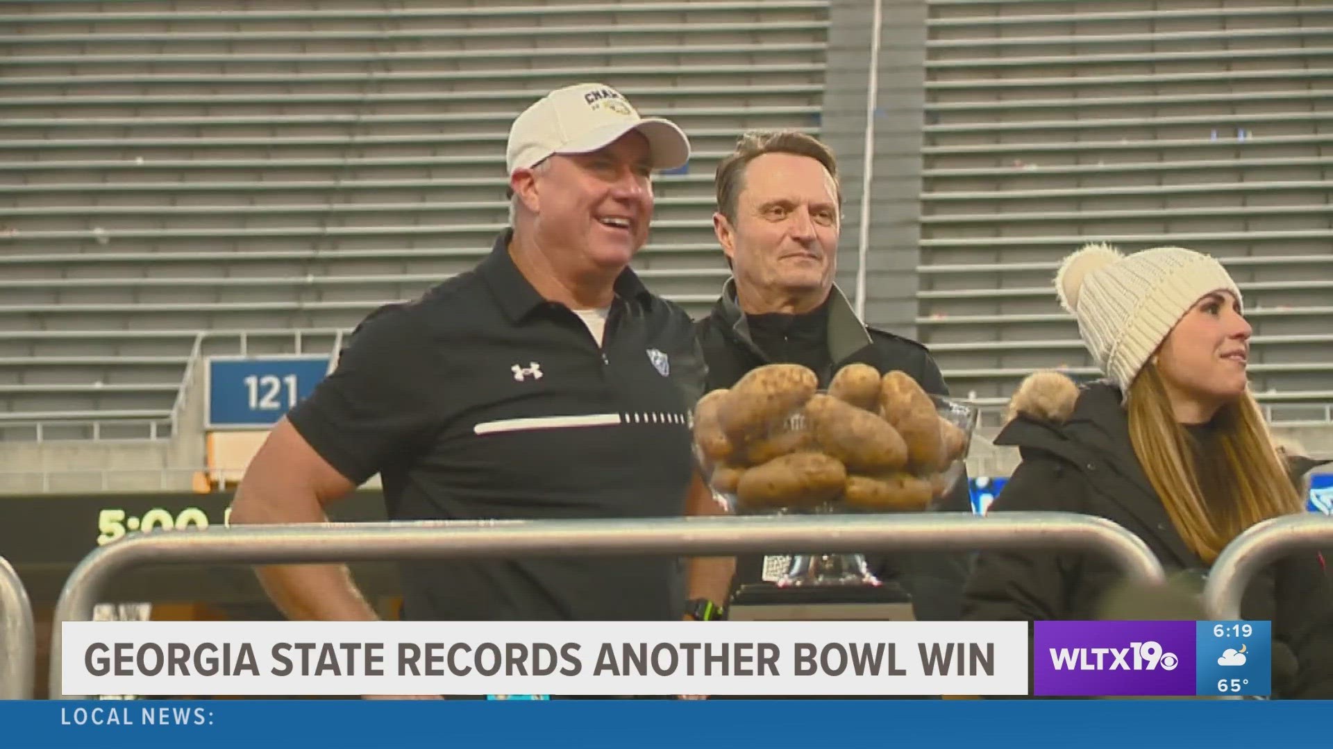 Camden native and former USC offensive line coach Shawn Elliott, who served as the Gamecocks' interim head coach in 2015, leads his program to a fourth bowl victory.