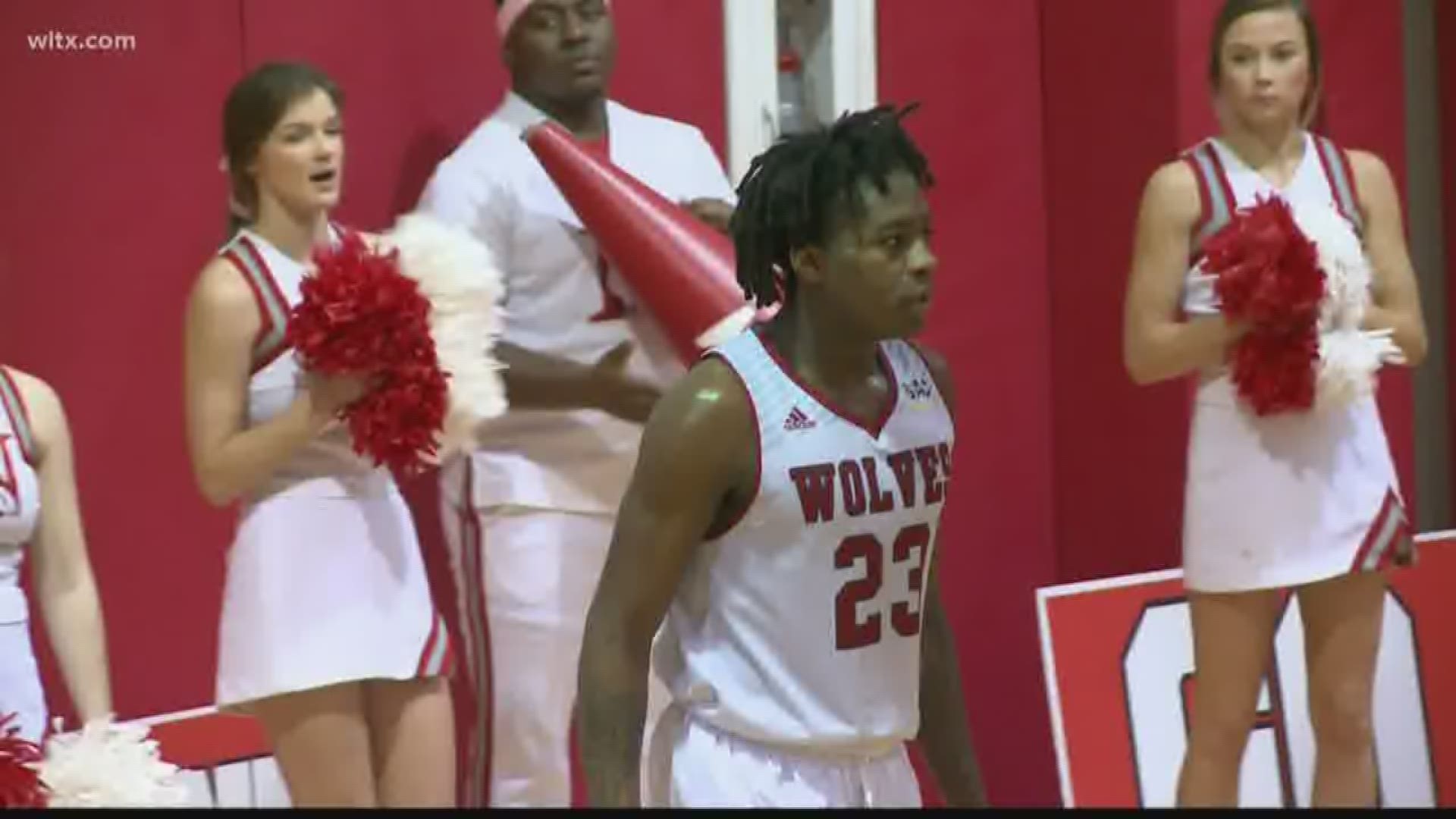 Newberry College drops a 16-point decision to Queens University out of Charlotte.