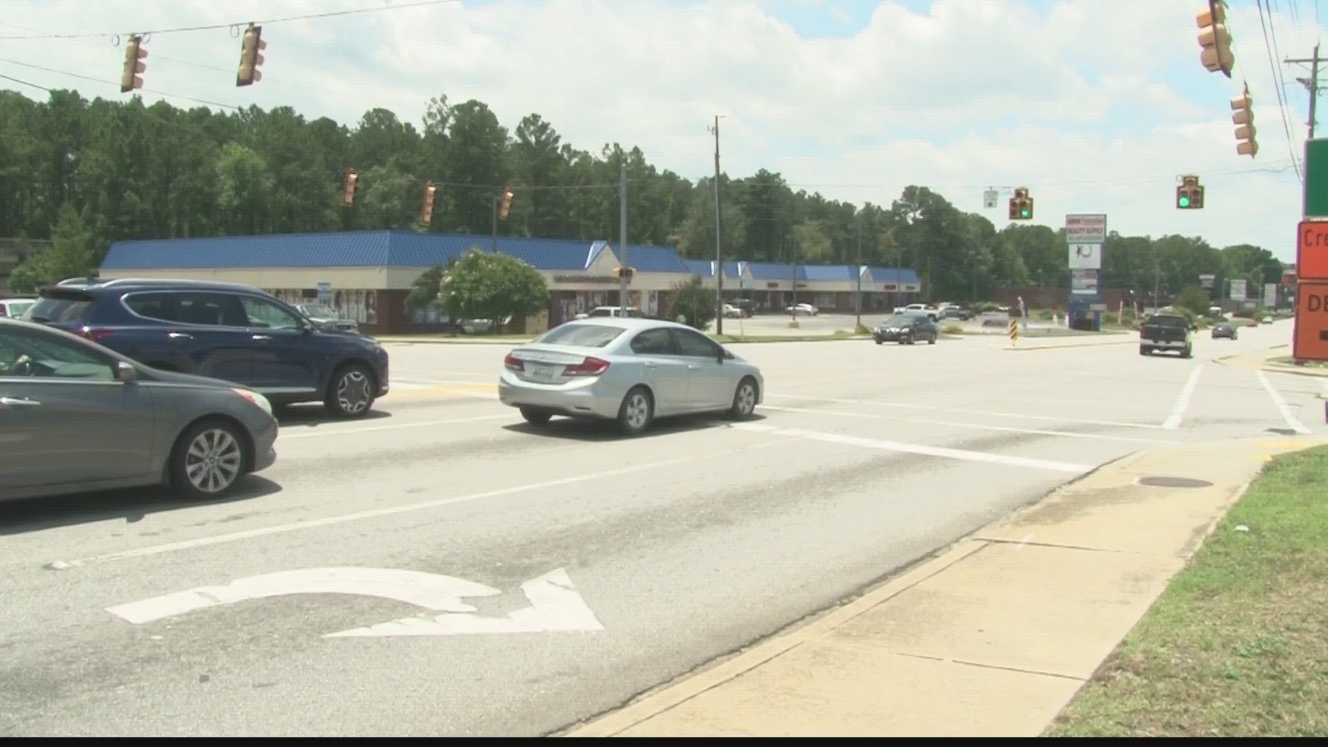 The South Carolina Highway Patrol (SCHP) is investigating a deadly hit-and-run incident that occurred early Monday morning in northeast Columbia.