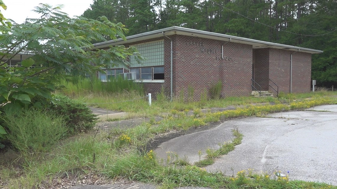 Want to buy a 1950's Newberry school? Here's how much it will cost you ...