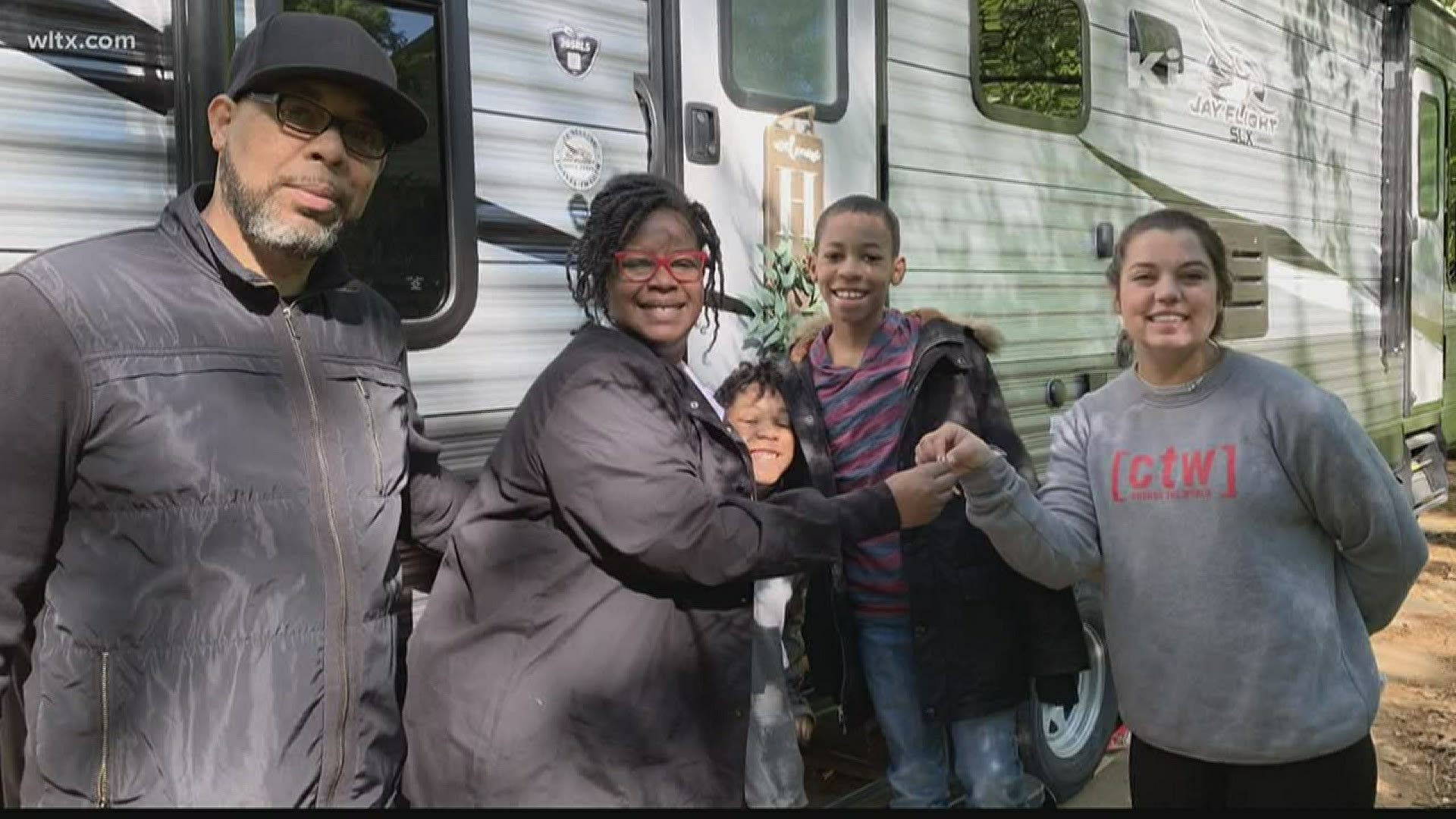 People are sharing their RVs to give health care workers a safe place to stay as they fight the coronavirus.