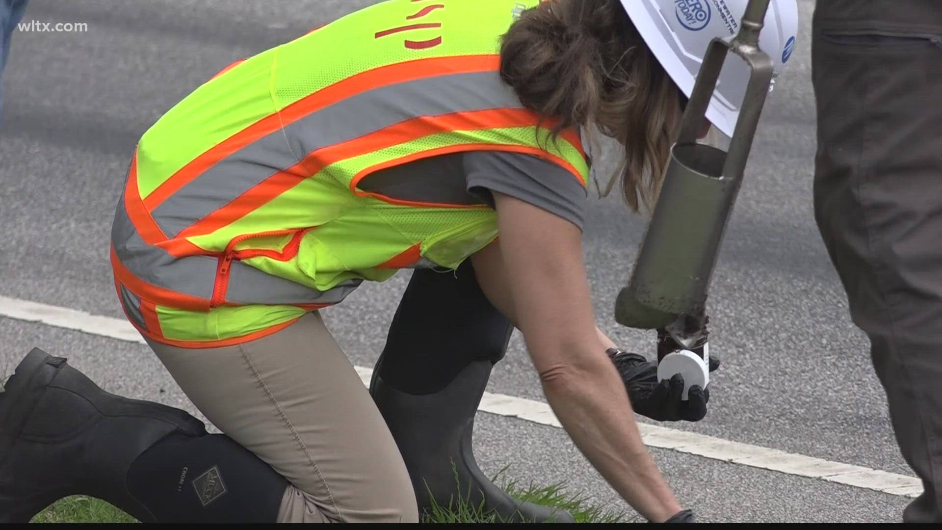 The cleanup continues in Bishopville where 250 gallons of contaminated transformer oil spilled on Wednesday.