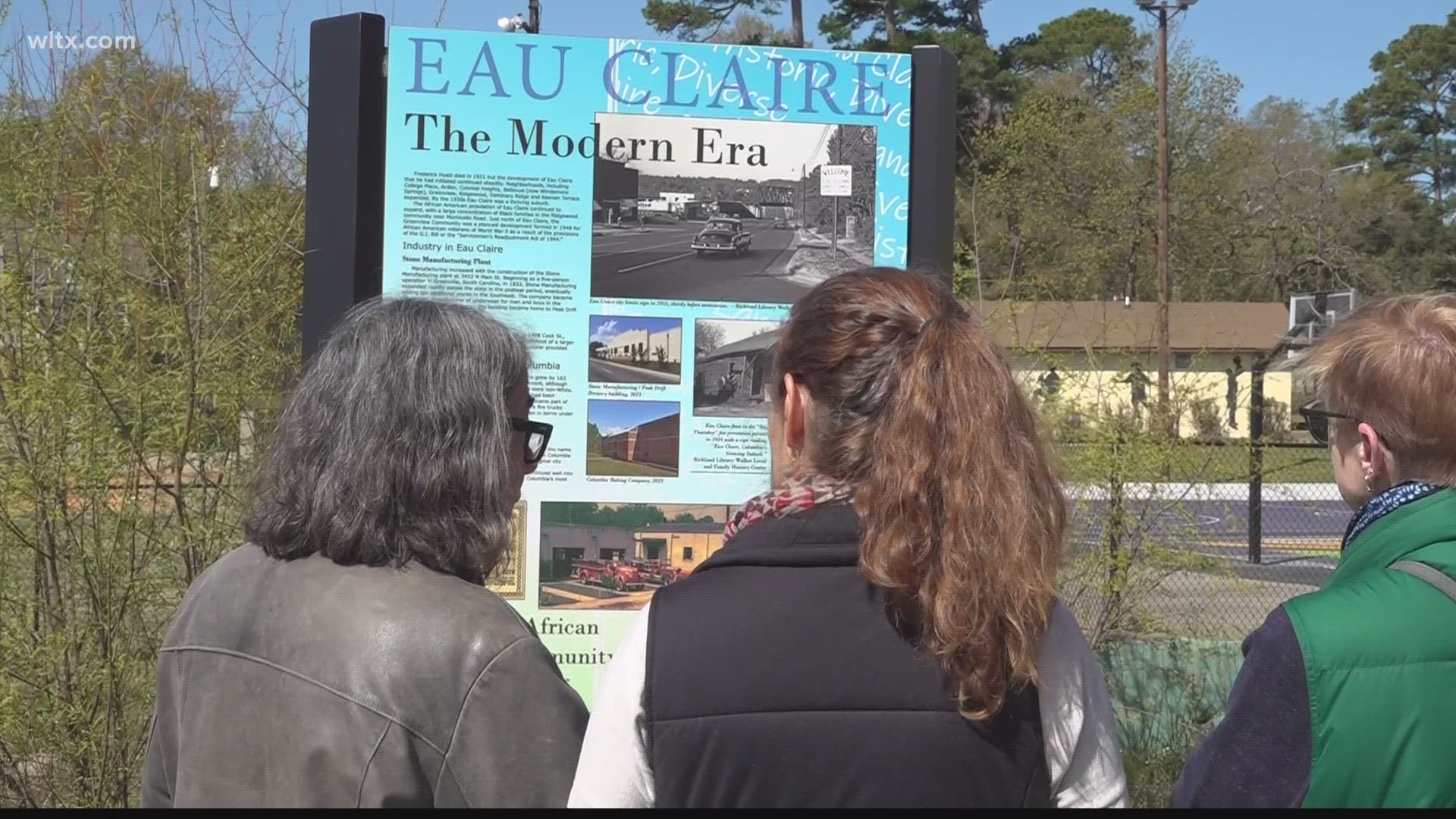 The city of Columbia unveiled a kiosk at Hyatt Park.
