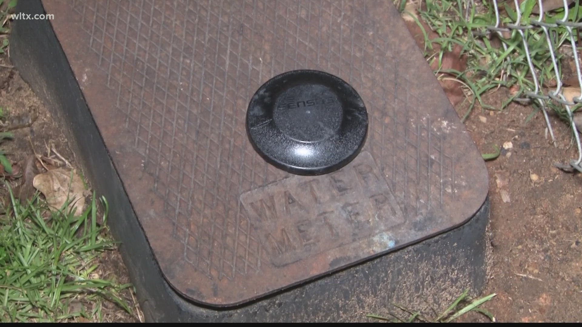 Crews have started installing new water meters for residents in West Columbia and it could help lower water bills.
