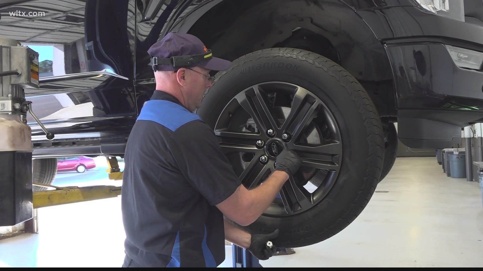 The state has over 1400 job openings for automotive technicians.