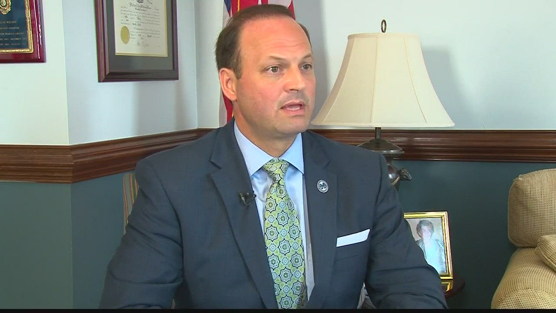 A LETTER SIGNED BY STATE ATTORNEY GENERAL ALAN WILSON COULD BRING AN END TO A PROGRAM THAT GIVES PROTECTION TO MORE THAN 750,000 PEOPLE ACROSS THE COUNTRY BROUGHT TO THE UNITED STATES AS CHILDREN.	THE LETTER....SIGNED BY WILSON AND ATTORNEYS GENERAL FROM