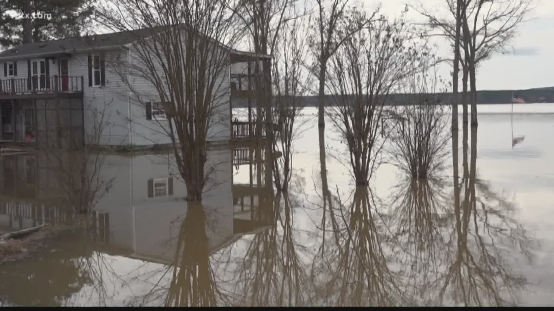It has been several days since heavy rains hit the Midlands, and right here on Lake Wateree residents are still feeling the effects of the storm
