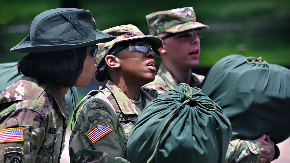 U.S. Army places temporary hold on new recruits to basic training