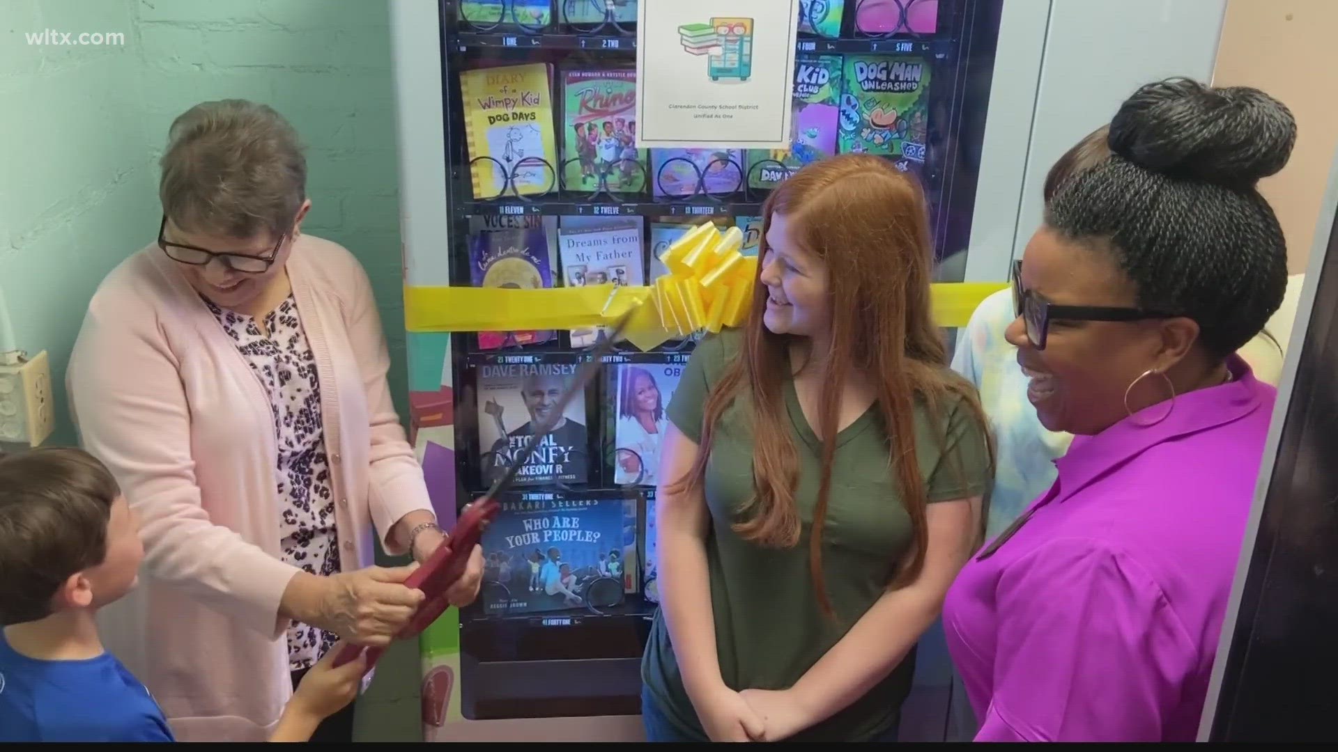 There's a new way for students to access free books across Clarendon County.