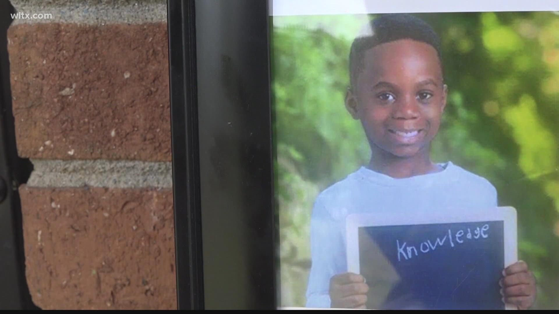 Columbia police have arrested two suspects in the fatal shooting of 7-year-old Knowledge Sims and have another in custody.