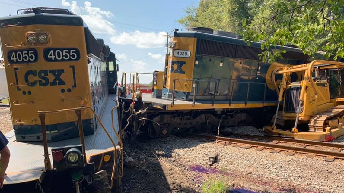 CSX train derails in Calhoun County after crash with 18-wheeler | wltx.com