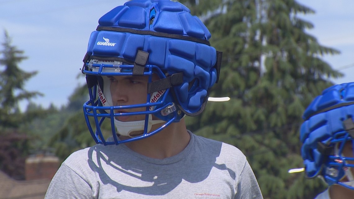 cushion football helmet Football Helmets With Outside Padding Get Tryout at WA High School