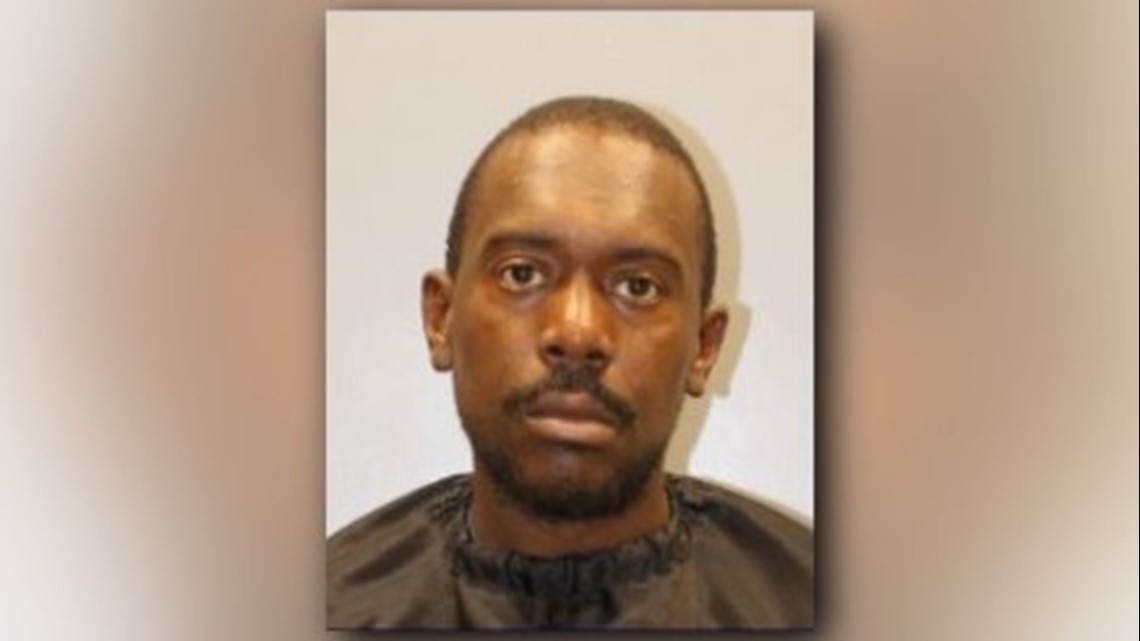 Man Pushed Woman to Ground Before Kicking, Punching and Robbing Her ...
