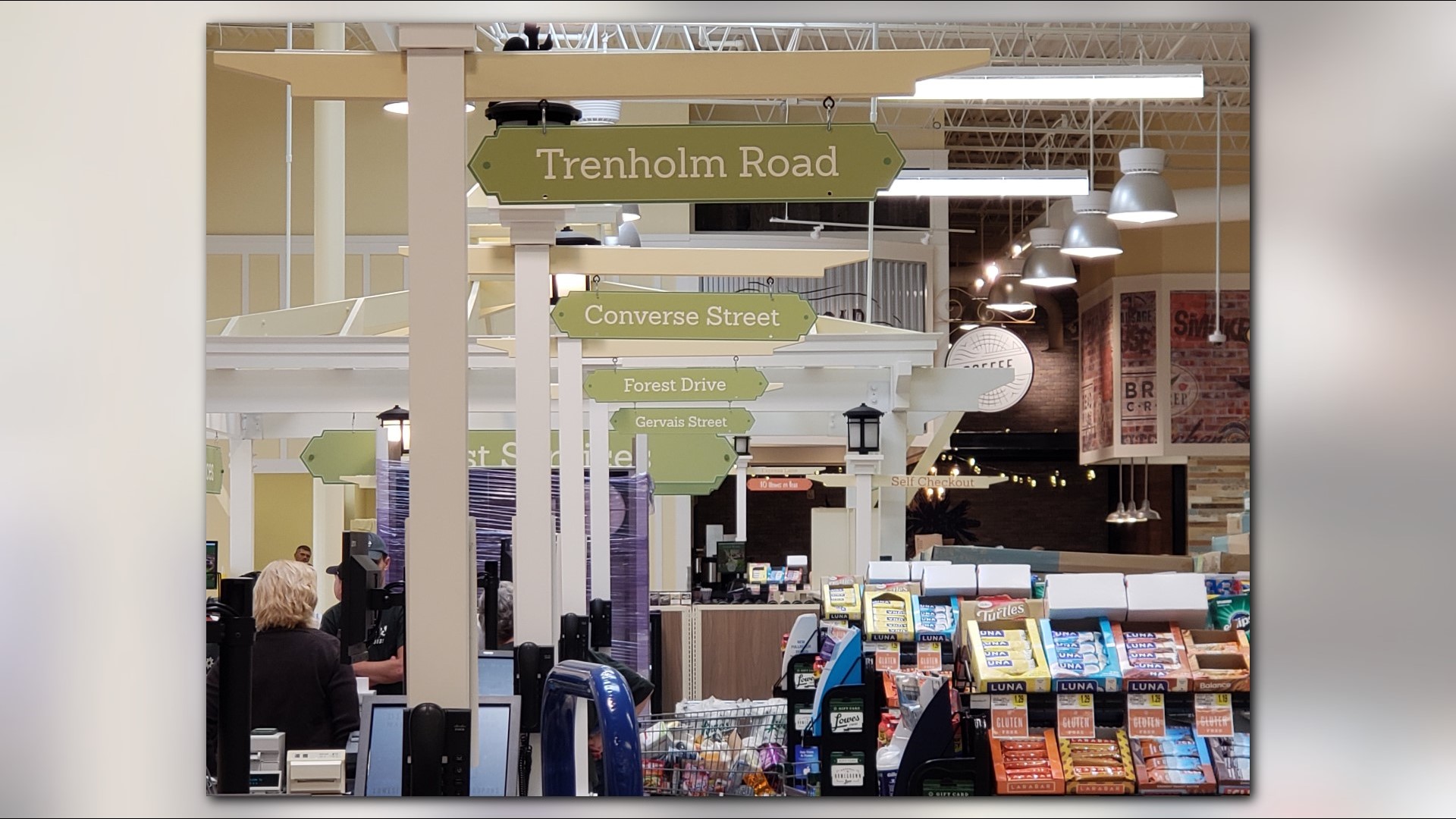 WHAT'S IN STORE Lowes Foods Opens in Forest Acres