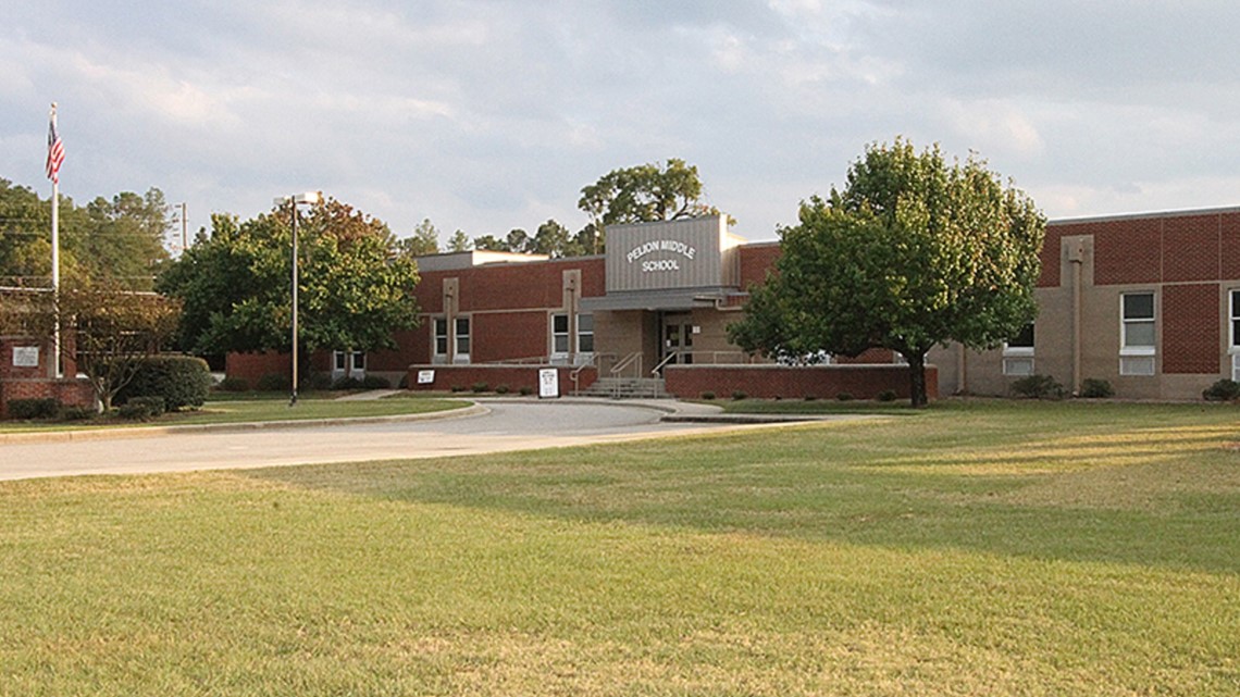 Middle school student threatens to kill another student, say cops