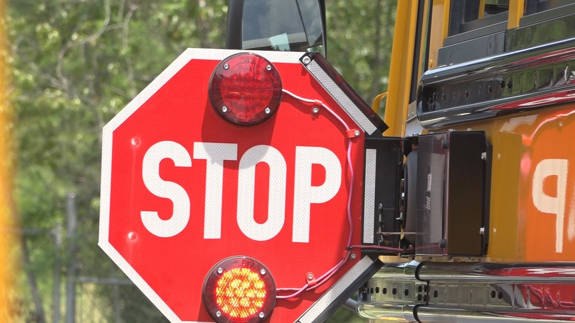 here-are-the-rules-for-stopping-for-a-school-bus-in-south-carolina