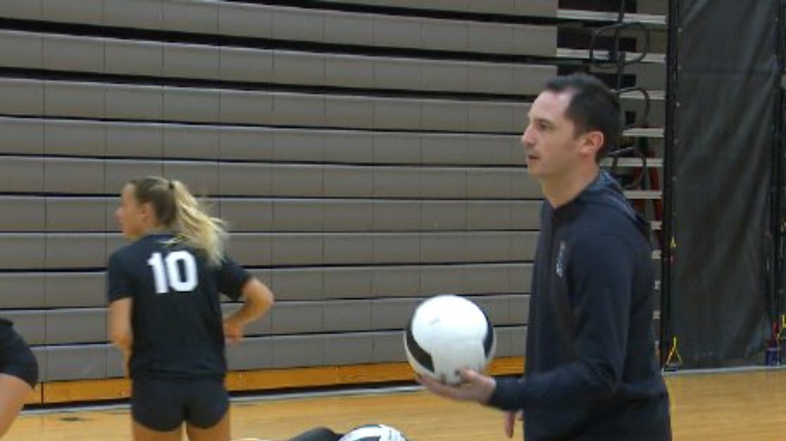 USC Volleyball Eyes NCAA Tournament With New Head Coach