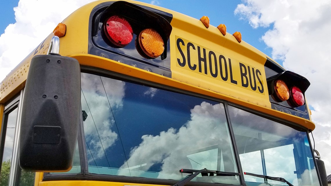 List South Carolina school districts reopening Monday