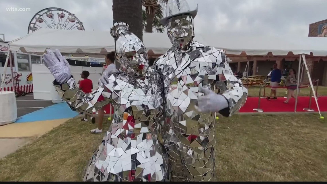 'Reflective people' sparkle at the SC State Fair - Vimarsana News