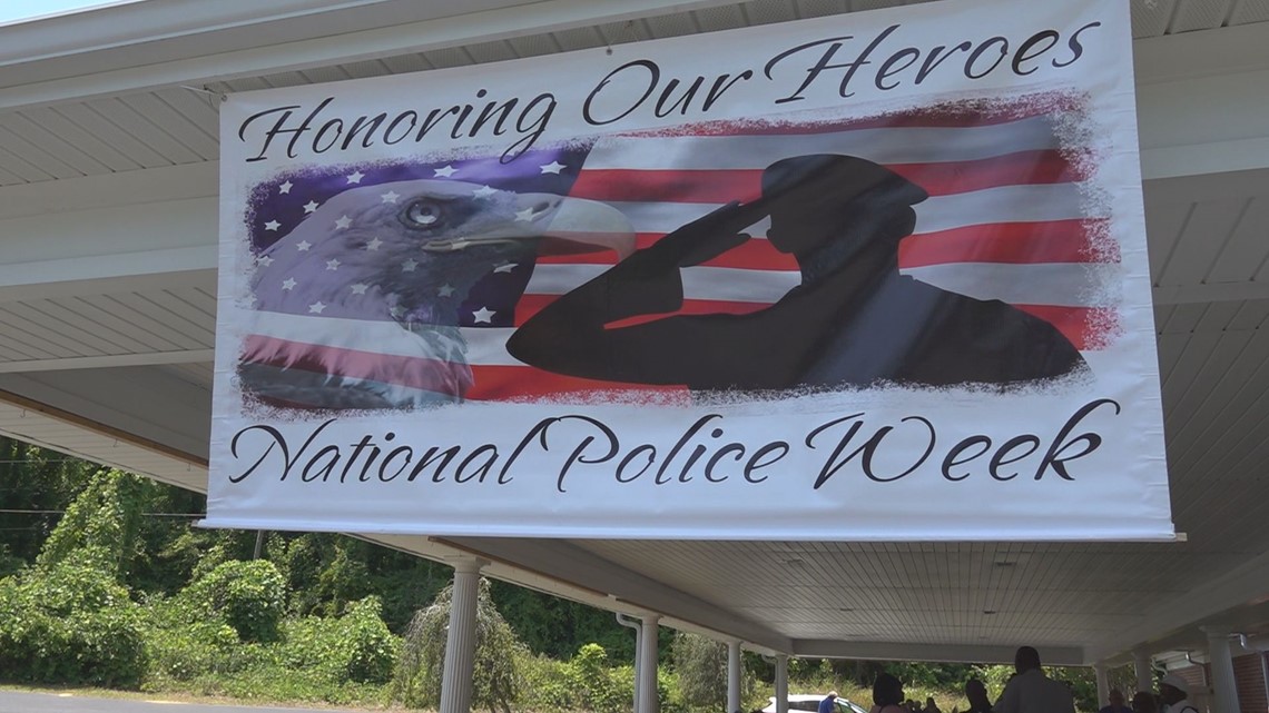 Orangeburg funeral home honors law enforcement