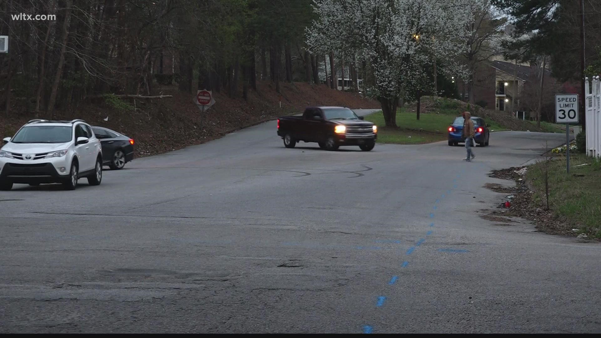 Some in the Broad River Road area want Longcreek Drive to be turned into a one-way street in an effort to reduce crime.