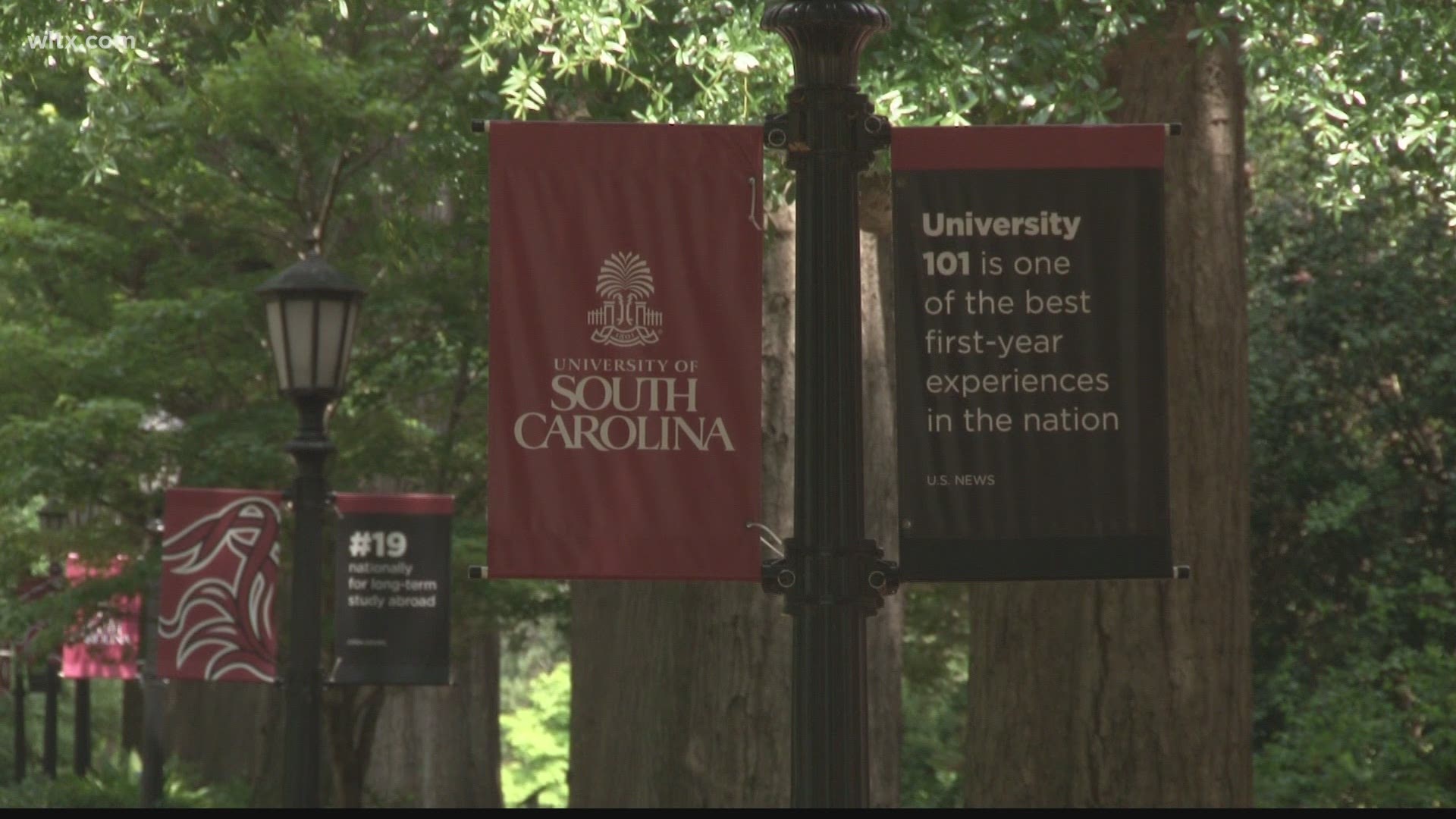 Some University of South Carolina students are sharing their thoughts on President Caslen's mishap at graduation.