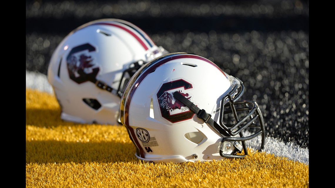 Shilo Sanders, son of Deion Sanders, commits to South Carolina football team